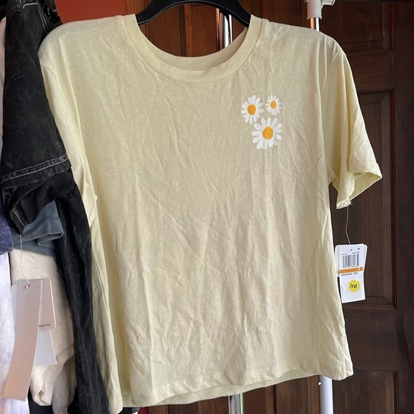 Rebellious One Graphic T-shirt - Picture 2 of 6